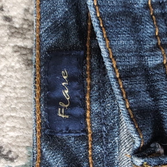 7 For All Mankind Flare Jeans - 27x30 - Picture 13 of 13